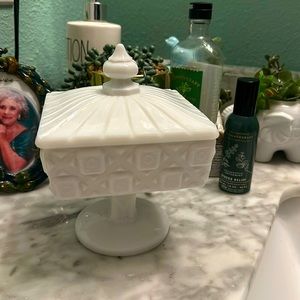 🩵🥛✨~WESTMORELAND MILK GLASS~